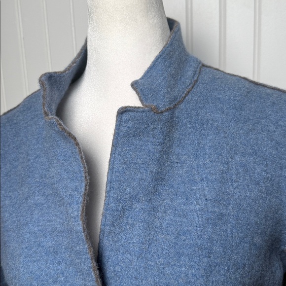 EILEEN FISHER 96% MERINO WOOL Blue Button-Up Jacket - Picture 11 of 16